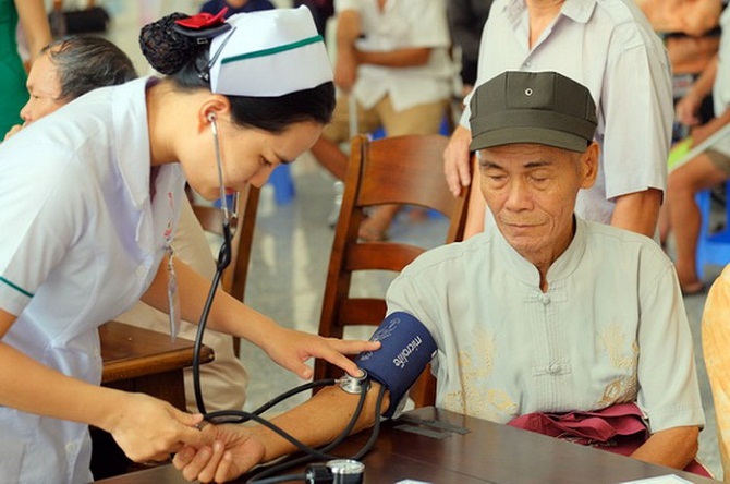 2,75 millions de dollars pour prendre soin des personnes âgées au Vietnam